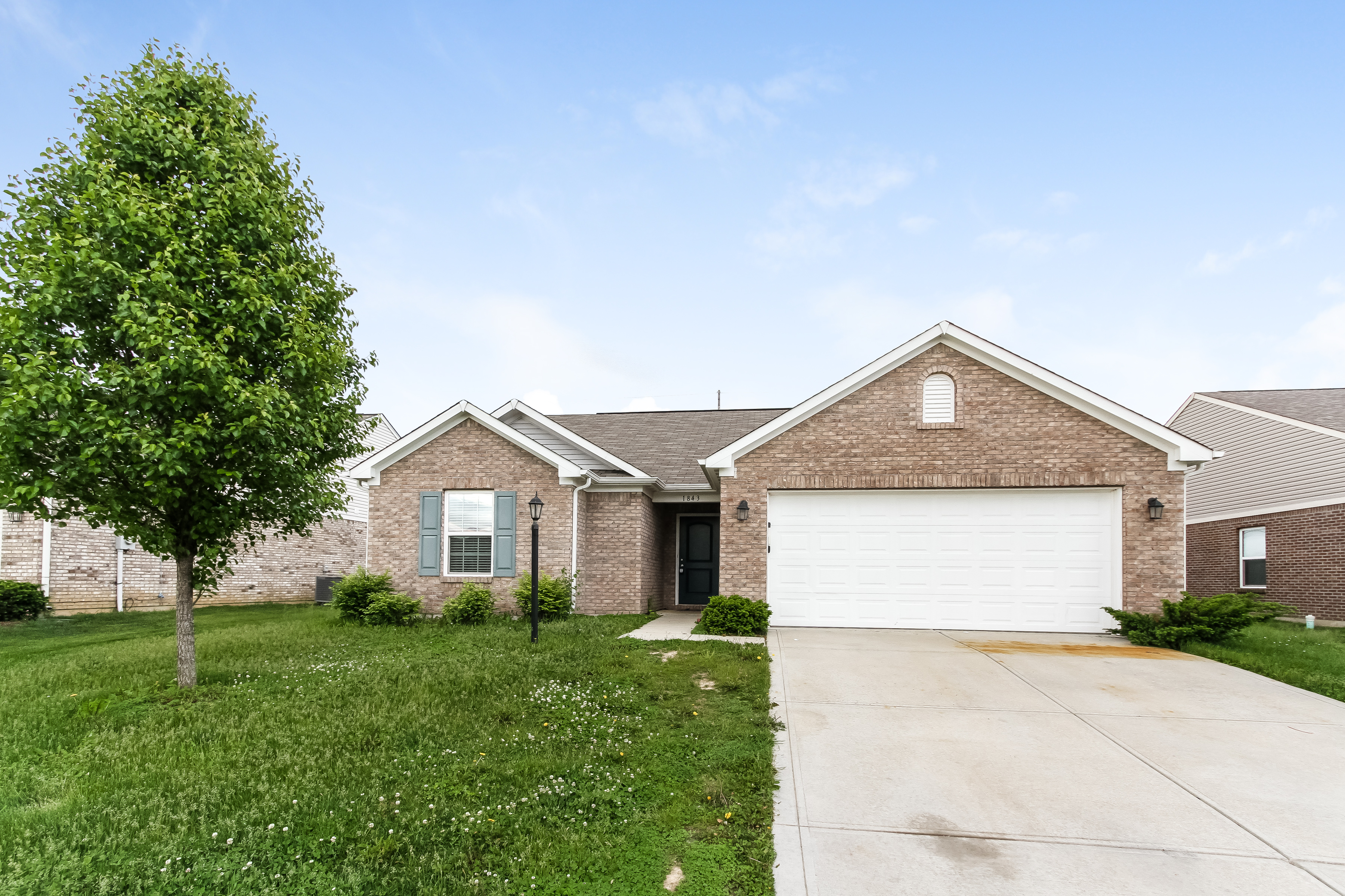 1843 Dogwood Lake Way Indianapolis, IN 46239